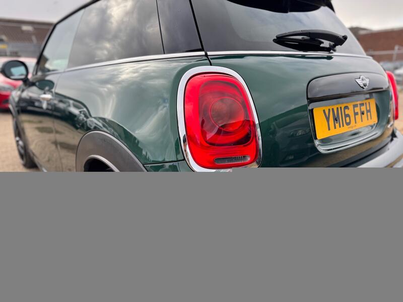 MINI HATCH