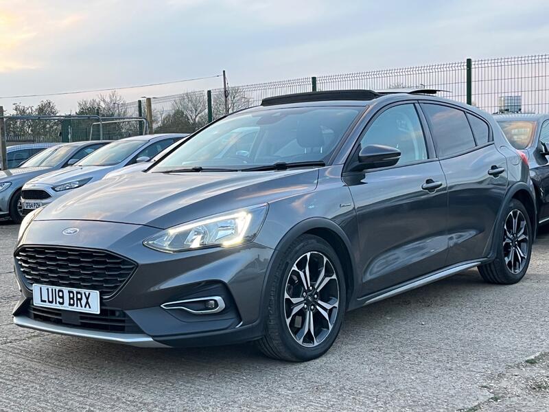 FORD FOCUS