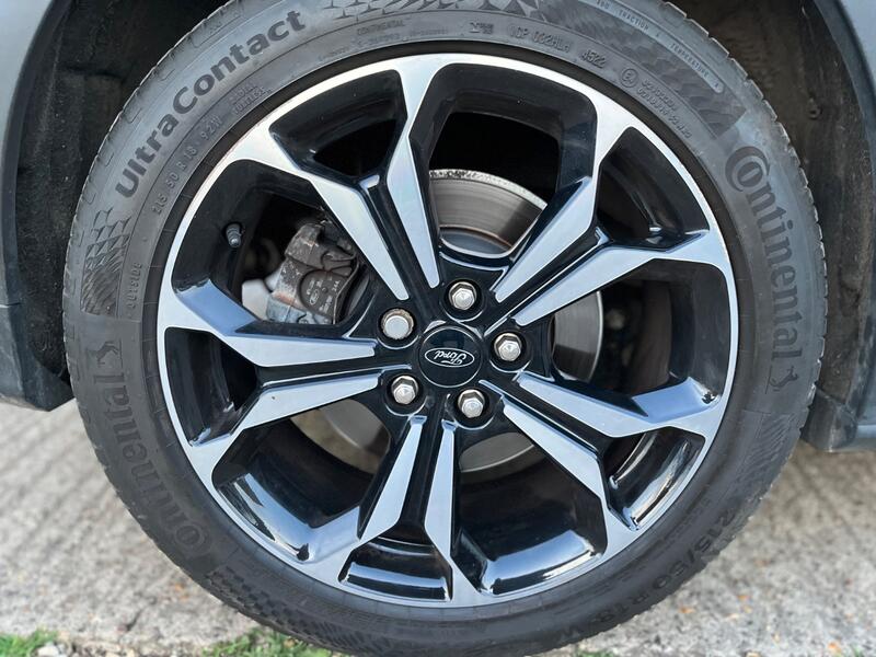 FORD FOCUS