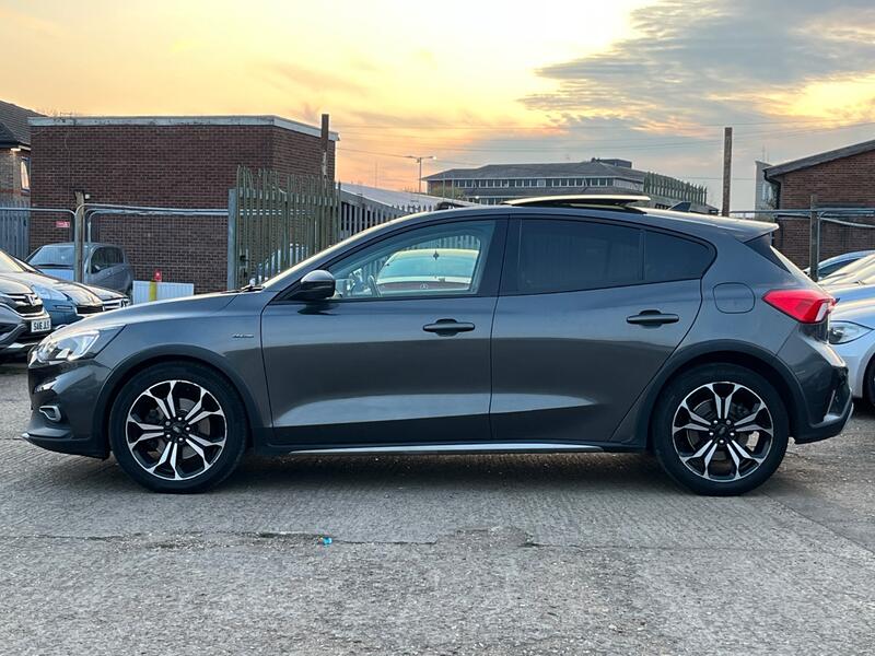 FORD FOCUS