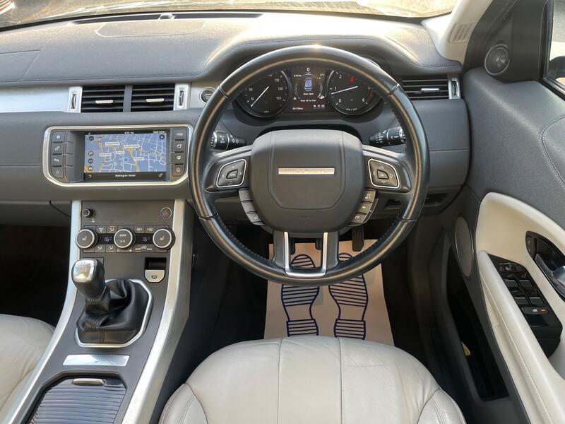LAND ROVER RANGE ROVER EVOQUE