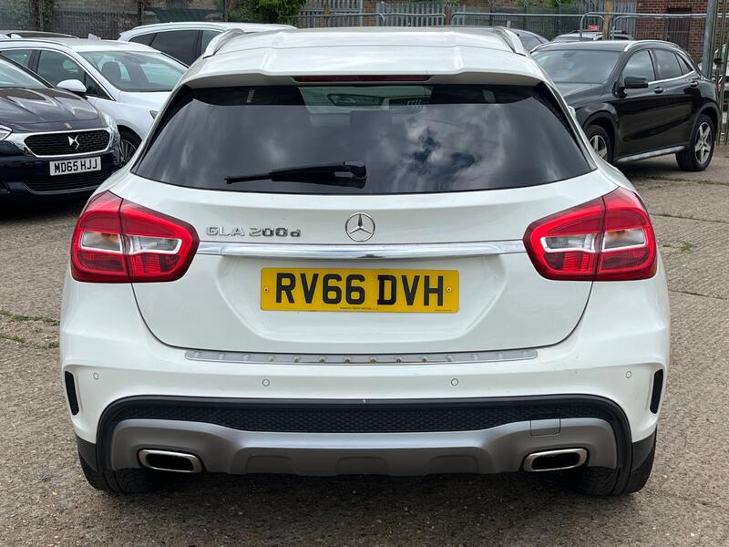 MERCEDES-BENZ GLA CLASS