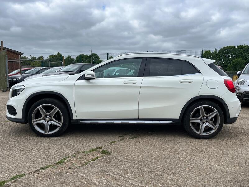 MERCEDES-BENZ GLA CLASS