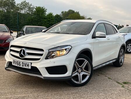 MERCEDES-BENZ GLA CLASS 2.1 GLA200d AMG Line