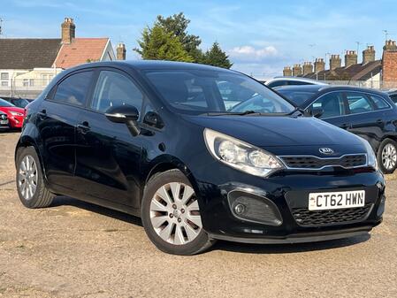 KIA RIO 1.3 2
