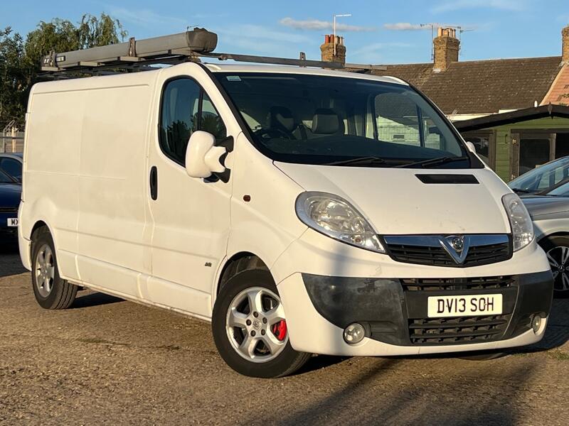 VAUXHALL VIVARO 2.0 2900 CDTi Sportive